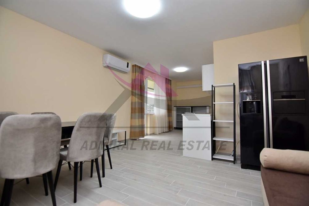 Дава се под наем Тристаен апартамент в Варна, Бриз - 98 кв.м за 648.21 € - Снимка #1