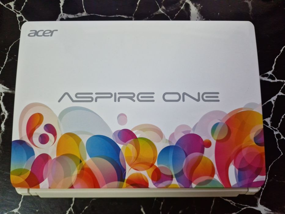 Нетбук ACER Aspire One D270