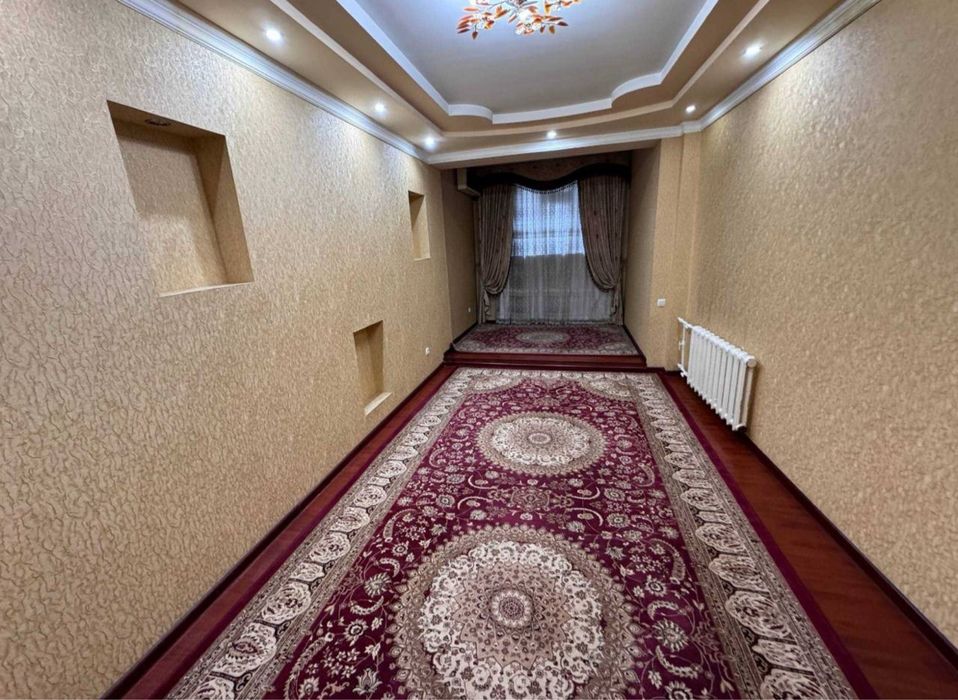 Лабзак Ц12 трехкомнатная квартира 70 м2 рядом с парком Анхор