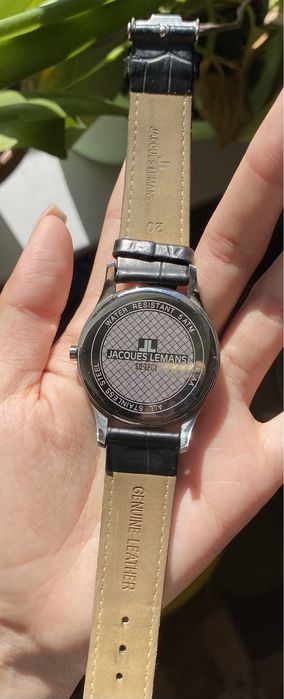 Оригинальные часы jacques lemans