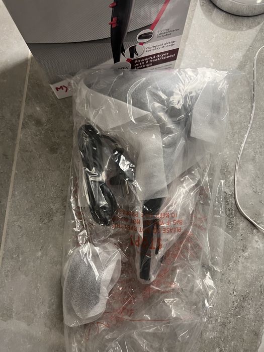 Uscator de par Remington Nou!