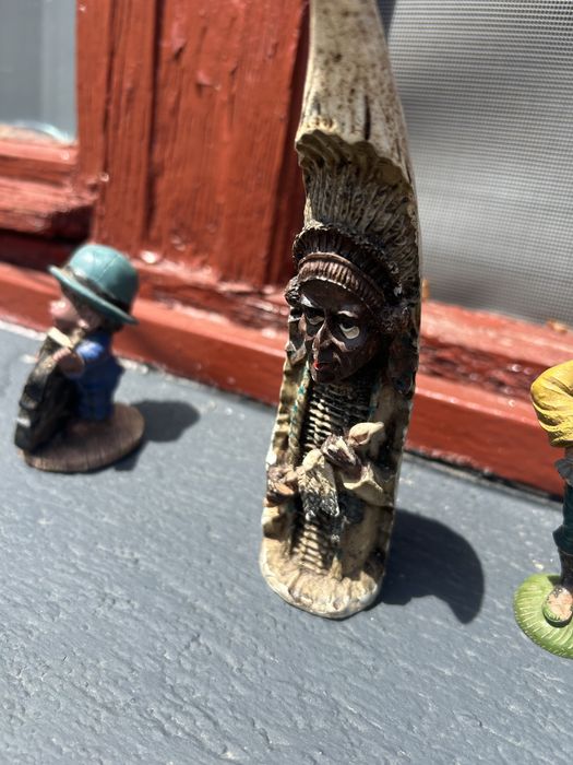 Figurine interesante
