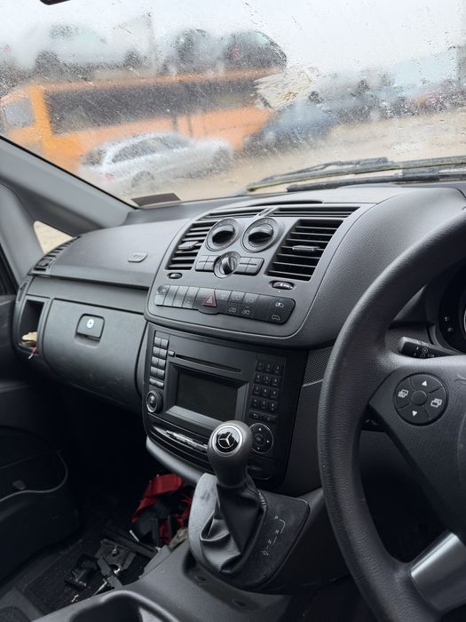 На части Мерцедес Вито W639F Mercedes Vito na chasti