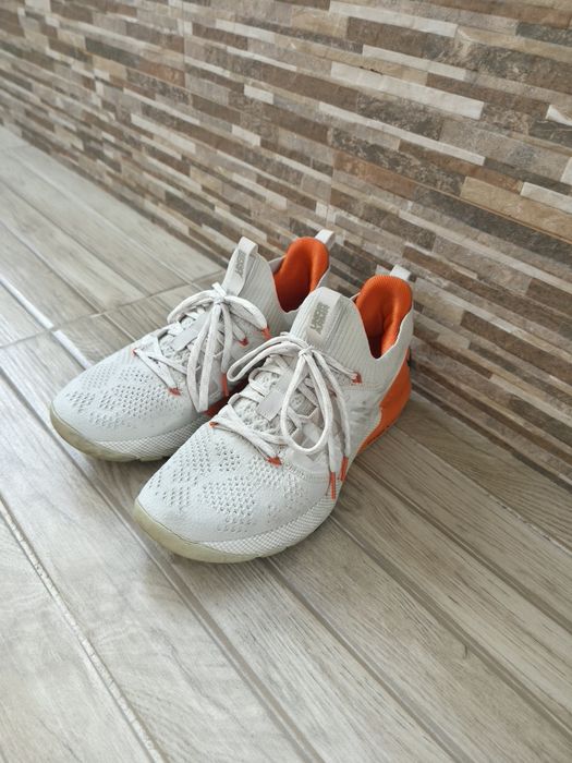 Маратонки Under Armour Project Rock 3 като нови, бели и оранжеви, номе