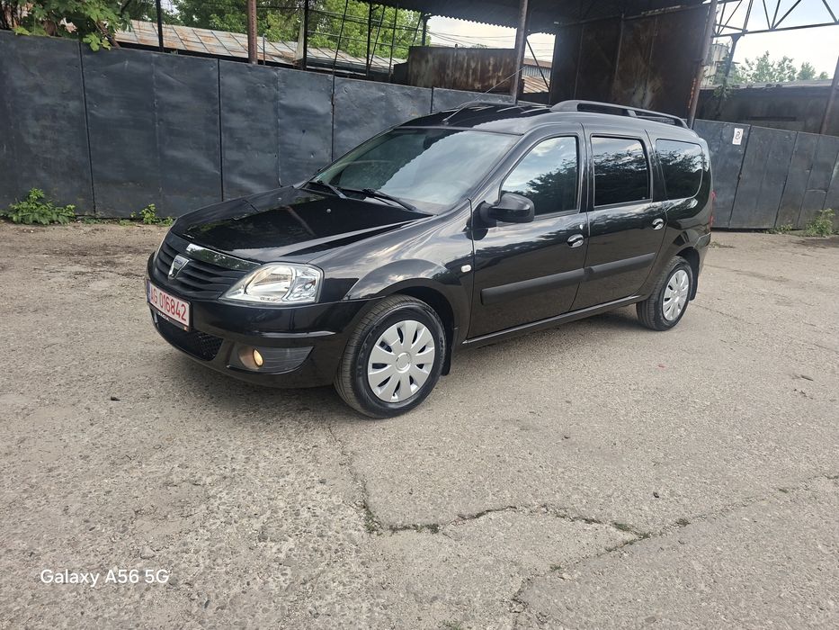 Vând Dacia Logan Mcv 16 16 valve