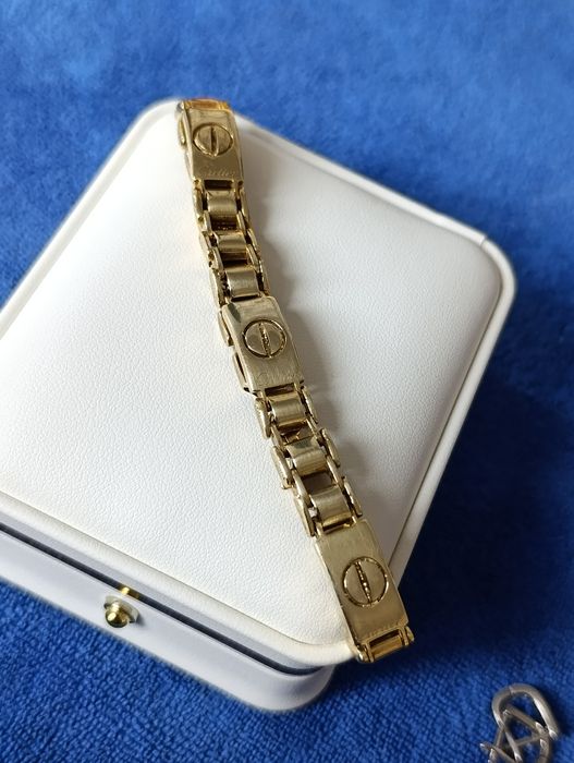 Серебряная браслет CARTIER, проба 925, вес21,97 гр длина 20 см