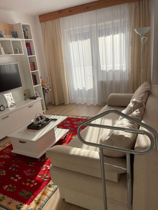 Proprietar vand ap.2 camere Racadau