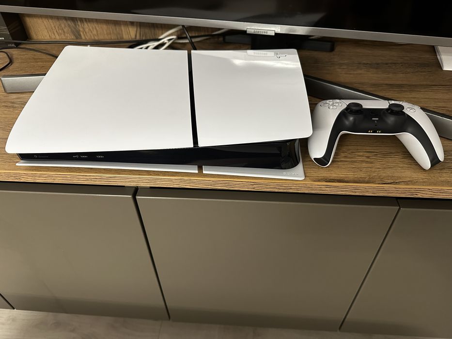 Play Station 5 Slim 1 TB
