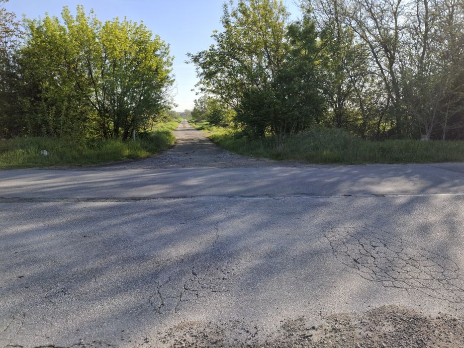 Парцел 2ра линия на главен път