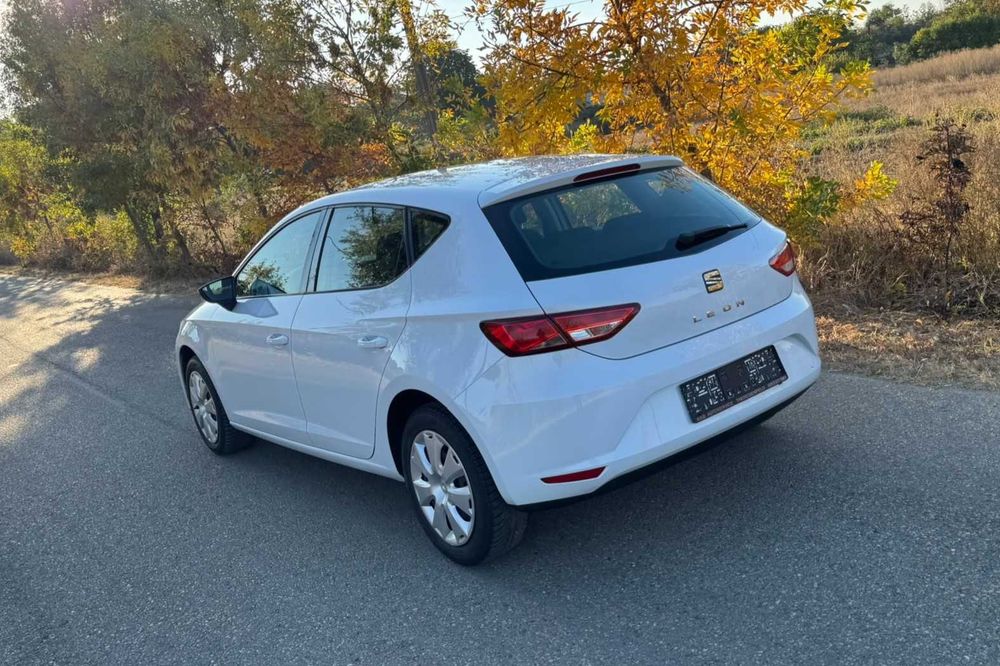 Seat Leon 3 1.6TDi - ScauneÎncălzite, Clima, Navi | În stare Excelentă