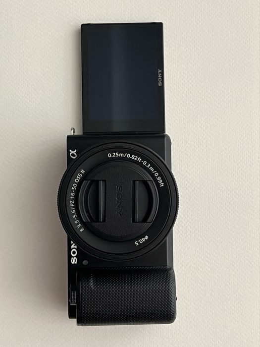 Sony ZV-E10 + Obiectiv 16-50mm mk2