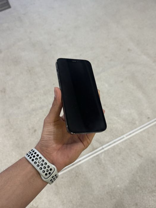 iPhone 12Pro 256GB 77%