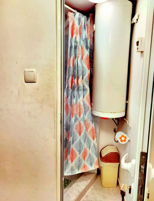 Дава се под наем Едностаен апартамент в Пловдив, Център - 60 кв.м за 255 € - Снимка #4