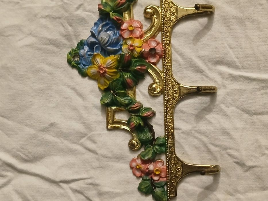 Cuier alama si email