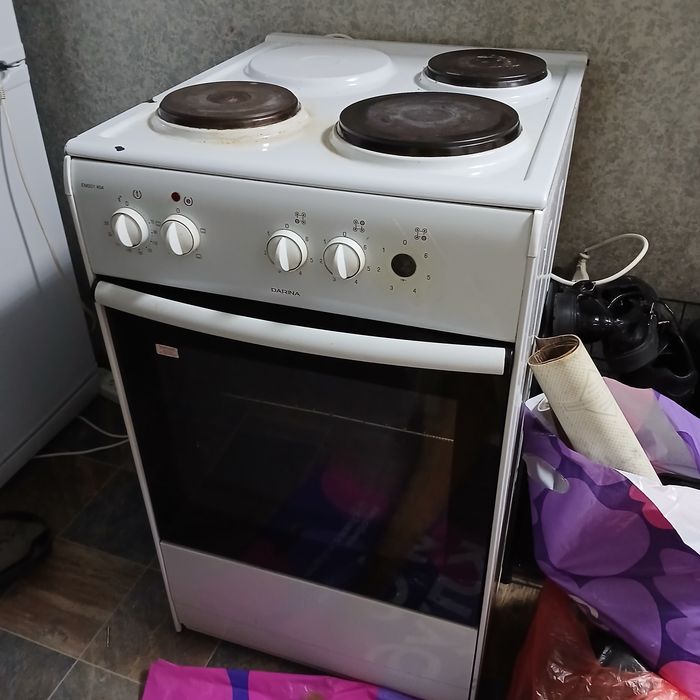 Продам электро плиту