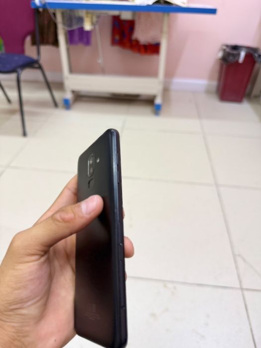 Samsung j8 сатылады