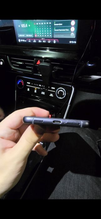 Продаётся Samsung Galaxy S 21Fe 6/128