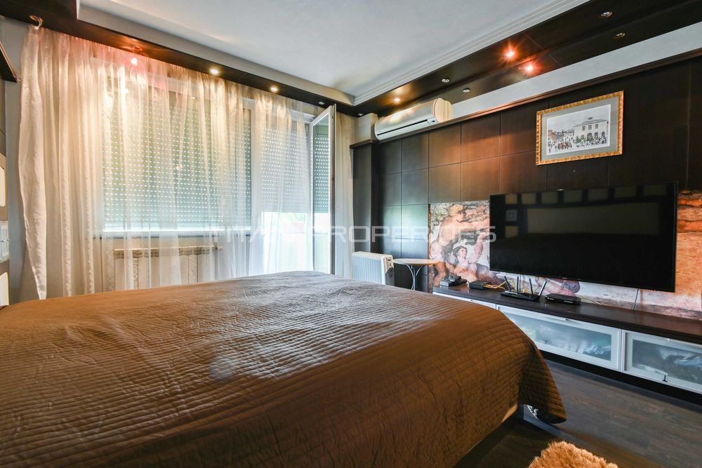 Продава се Многостаен апартамент в София, Драгалевци - 365 кв.м за 1792 €/кв.м - Снимка #19