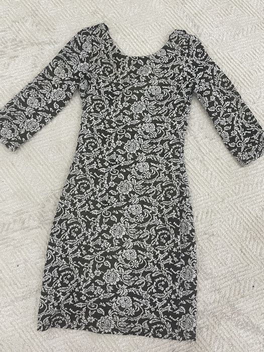 Продам платье 4000