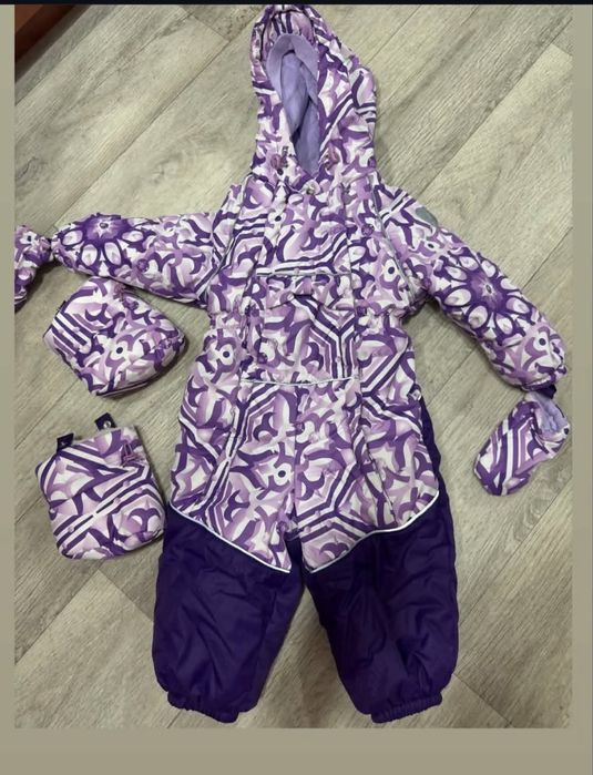 Продам коврик и зимний комбинезон
