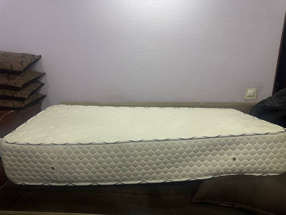 Срочно продается Анатомический матрас удобный для  людей грыж