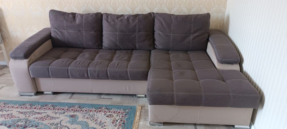 Продам коричневый диван