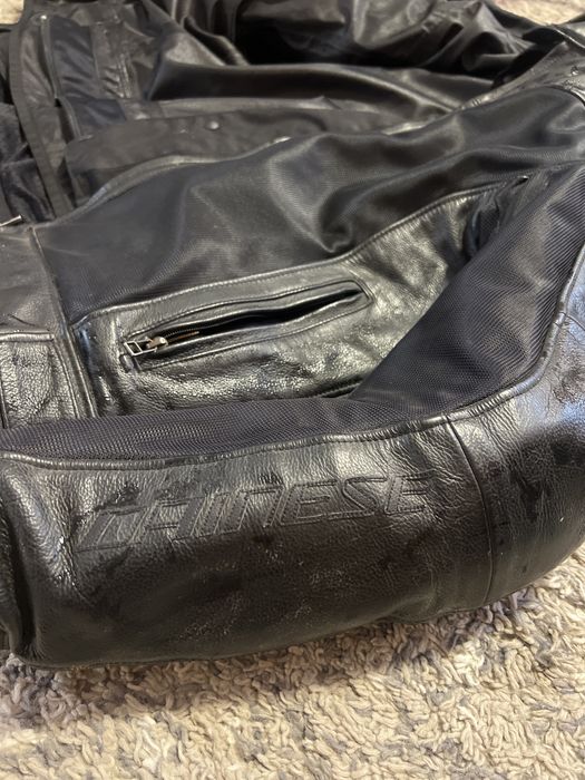 Яке за мотор Dainese
