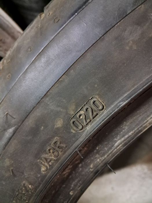 Anvelope second vara 285 40 R20/255 45 R20 Dunlop MO