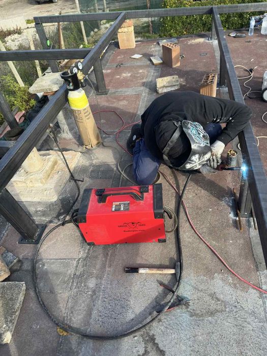 Изграждане на метални конструкции