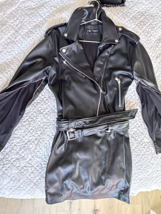 Черна кожена рокля