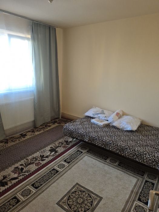 Dau in chirie apartament cu 2 camere in Turda  in micro3 str Toamnei