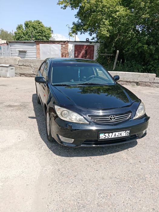 Продается Тайота Камри 2005г