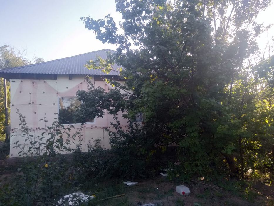 Продам дом на дачном участке