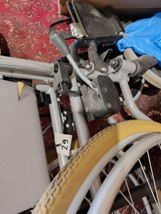 Инвалидная коляска