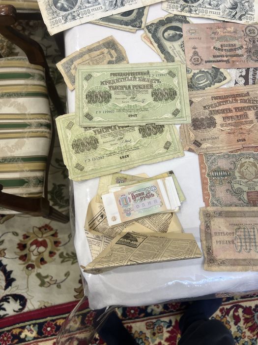 Старинные деньги .