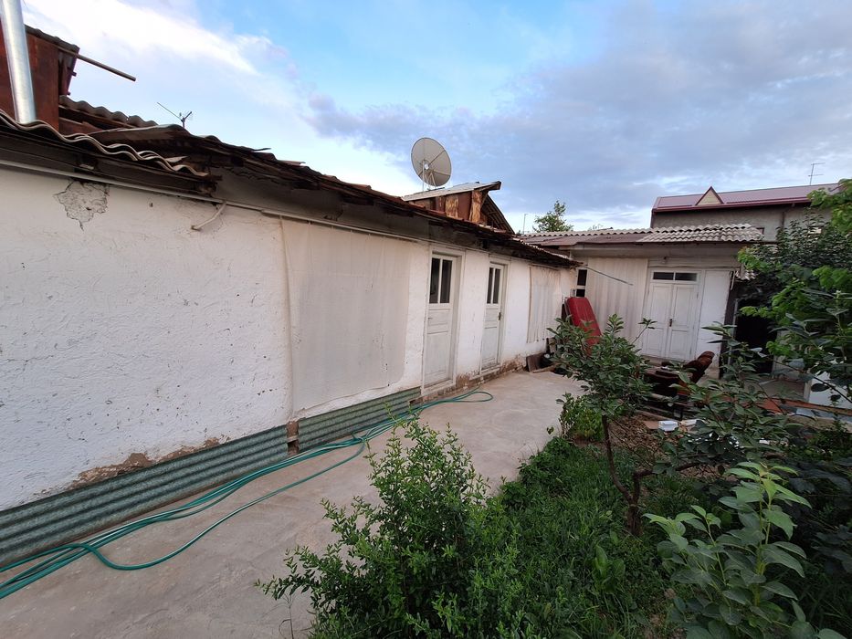 YER narxida HOVLI sotiladi