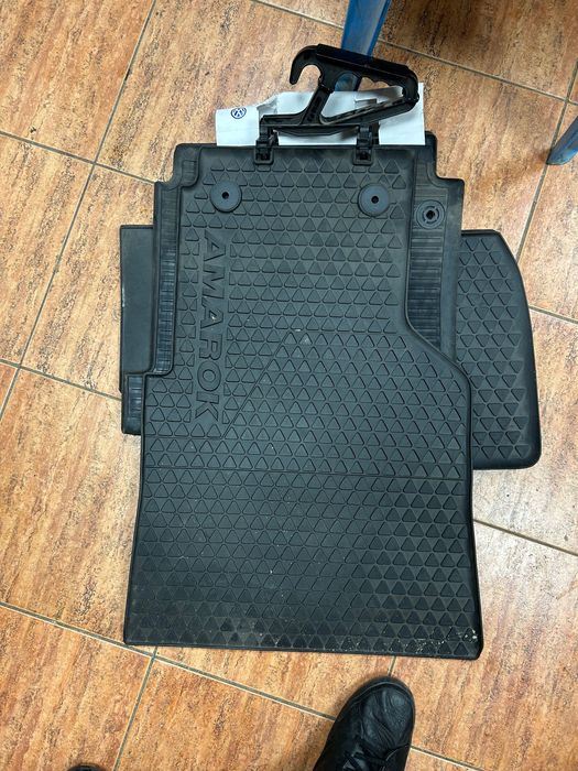 Стелки Volkswagen Amarok 2020 оригинални