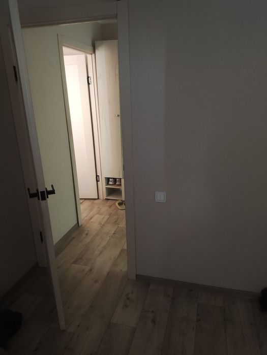 Продам 8 микрорайон  Беркимбаева 95/1