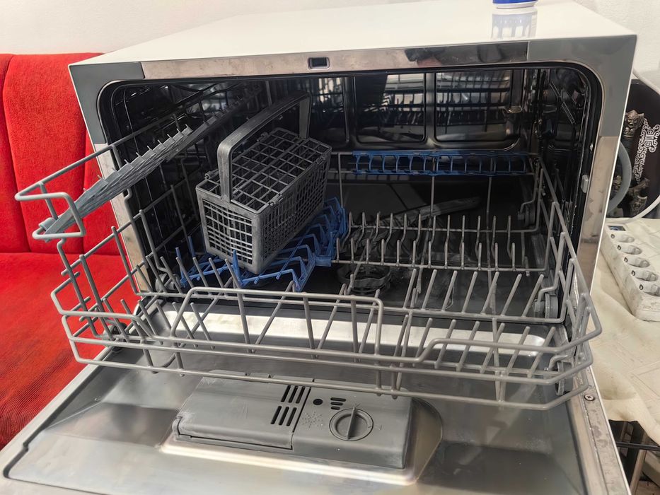 Съдомиялна arielli