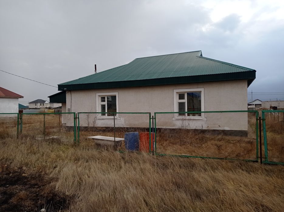 Частный дом в село Каражар срочно продается