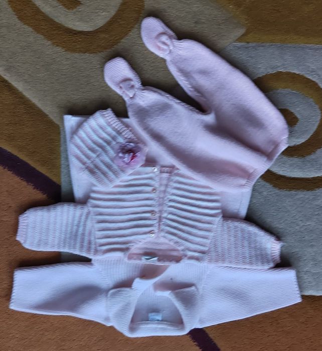 Compleu nou nascut crosetat+1caciula