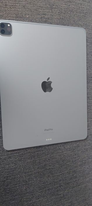 Продается ipad pro 6-го поколения