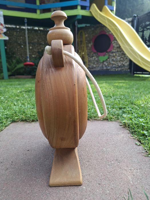 Ploscă tradițională românească din lemn – 1,5 L – rustică