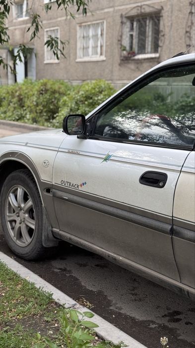 Продам Subaru Outback 1998