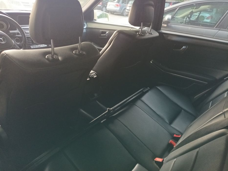 Mercedes benz E 200