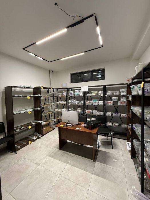 Продается 6 комнатная нежилое квартира под офис и любой бизнес. Кушбег