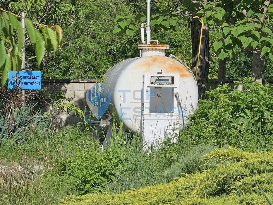 Промишлено помещение на главен път в с. Горна Студена