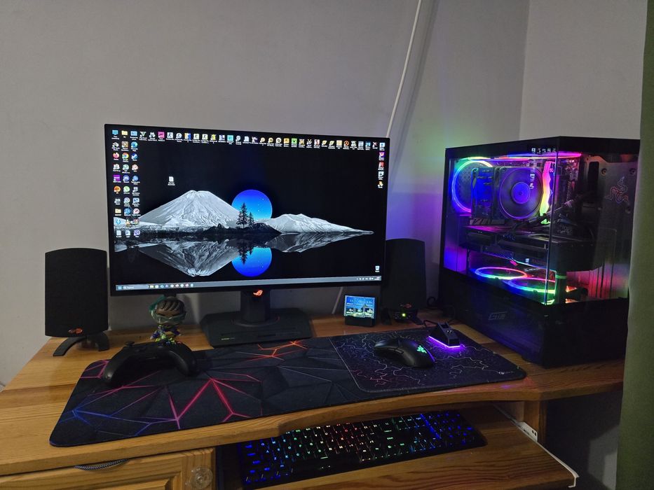 Настолен компютър-9070XT