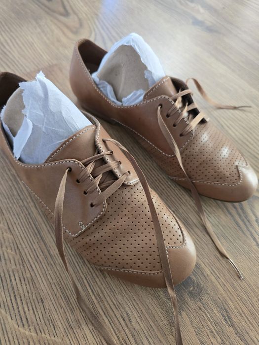 Clarks Оригинални дамски обувки от естествена кожа 38 номер