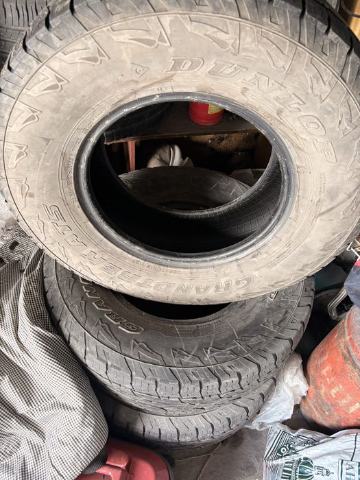 Шины 265/70/15 AT Dunlop